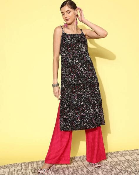 SVARAA Women Floral Print Strappy Straight Kurta