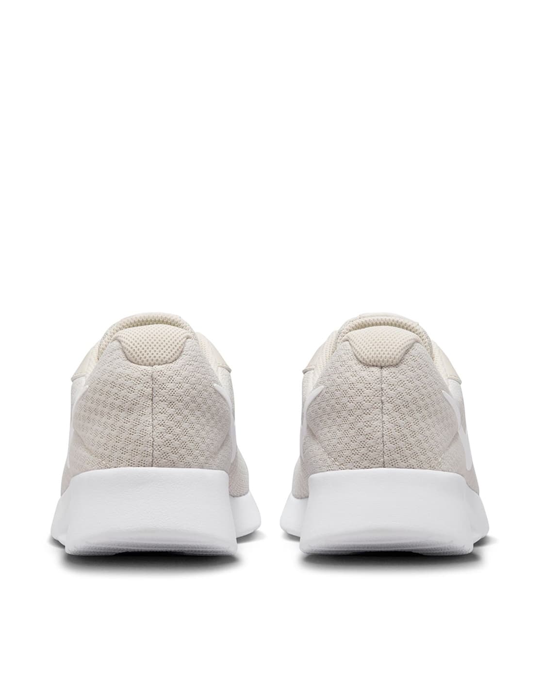 nike tanjun women's athletic shoes white
