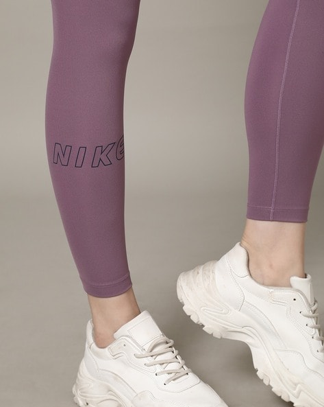 Nike jeggings sales