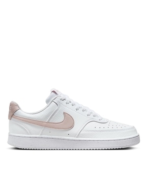 20 percent clearance off nike