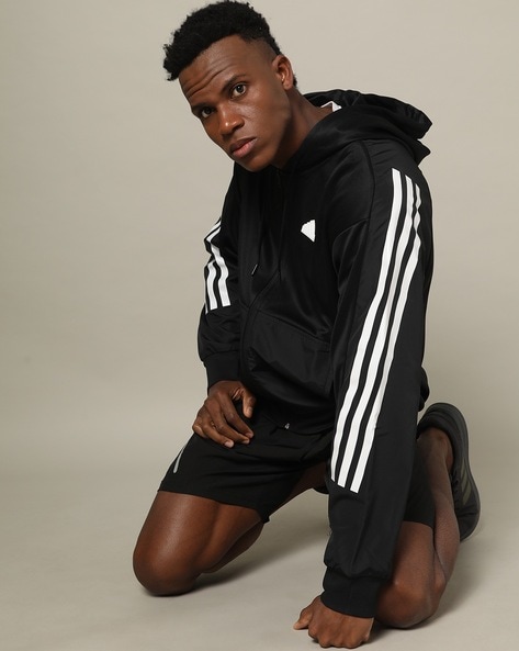 Buy adidas Men's Standard Essentials 3-Stripes Windbreaker, Black, Small at  Amazon.in