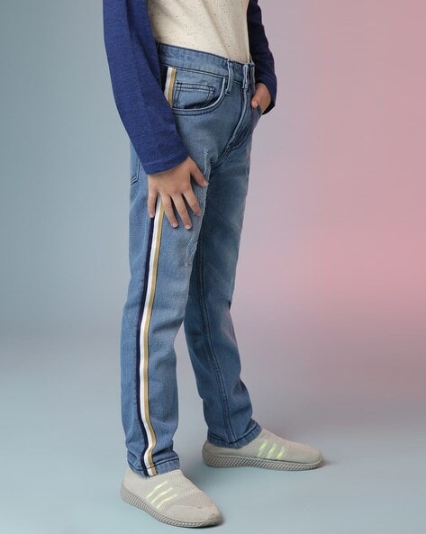 Straight Fit Jeans with 5-Pocket Styling