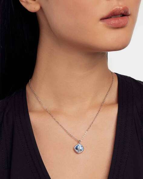 Natural Rock Crystal Healing Point Reiki Chakra Gemstone Pendant Necklace