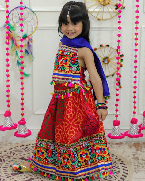 Gujarati Garba Dance Dress | Dance dresses for kids, Dress culture, India  traditional dress