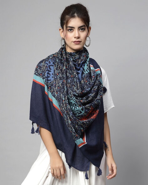 Women Geometric Print Stole with Tassels Price in India