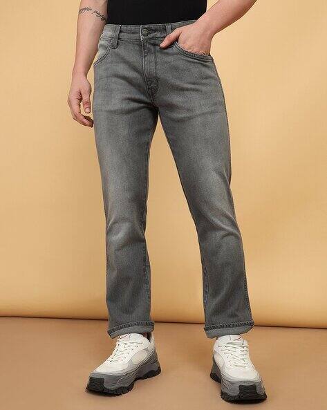 Ajio Women's Wrangler Relaxed Fit Jeans Mid-Rise Relaxed Fit