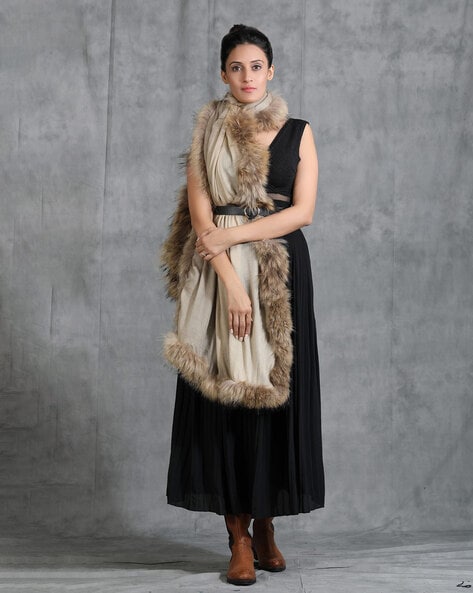 Handwoven Cashmere Wool Ombre Fur Stole Price in India