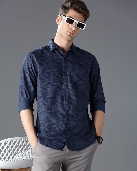 Men Printed Slim Fit Shirt