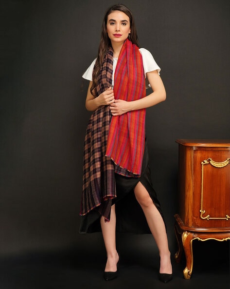 Checked Handwoven Pashmina Reversible Stole Price in India