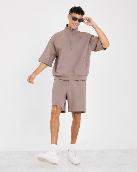 Oversized sweatshirt cheap and shorts