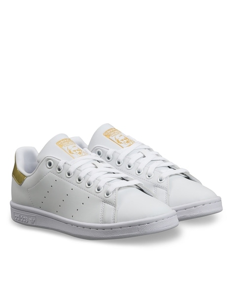 Stan smith adidas outlet womens white