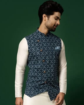 Men Sleeveless Regular Fit Nehru Jacket-image-6