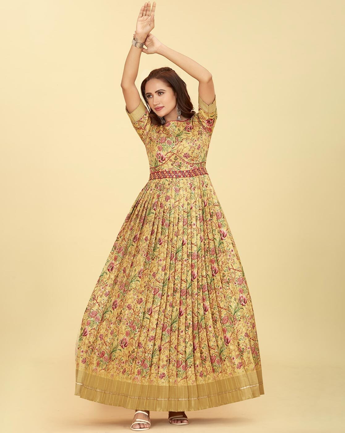 Party Wear Yellow Designer Gown, Size: 36*42 at Rs 1185 in Kanpur | ID:  21442068655