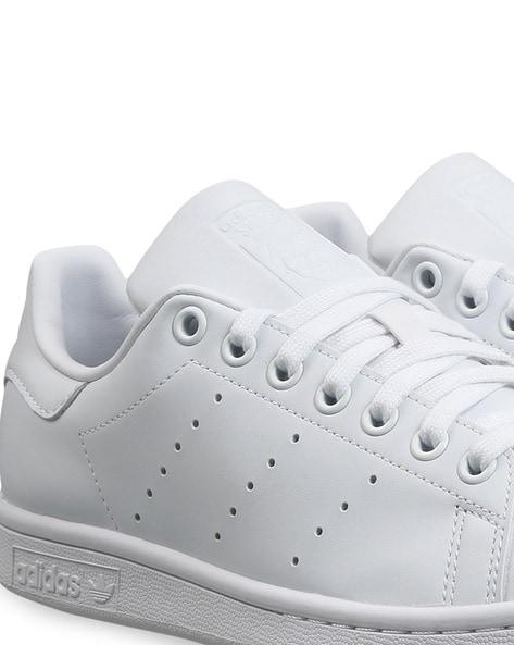 Women Stan Smith Lace Up Sneakers