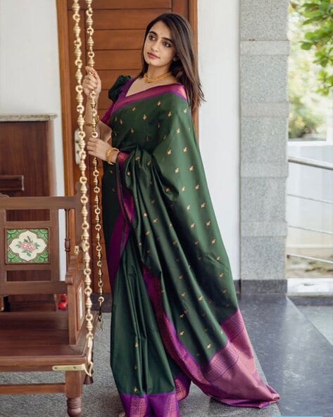 Buy silk banarasi saree under 500 in India @ Limeroad