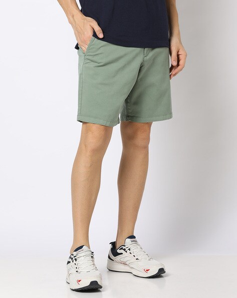 Gap 3 deals inch shorts