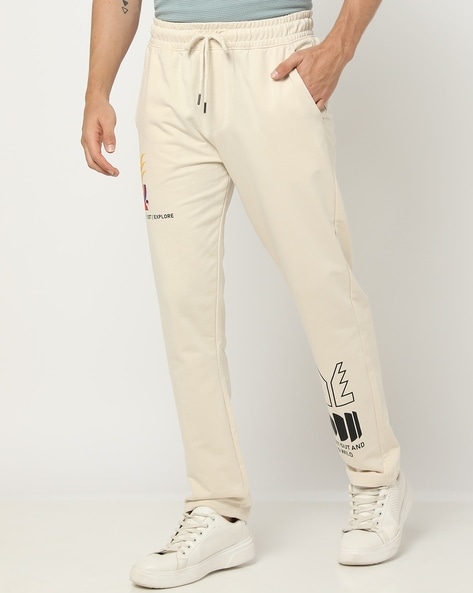 Men Graphic Print Regular Fit Track Pants