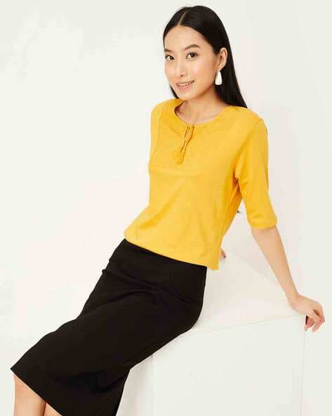 Women Embroidered Round-Neck Top