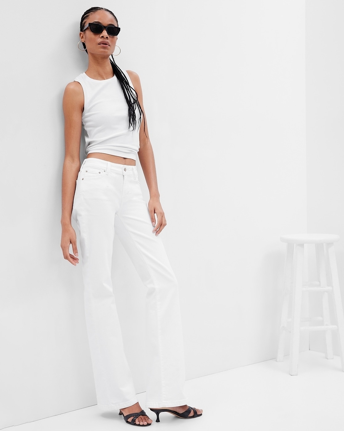 Gap white girlfriend best sale jeans