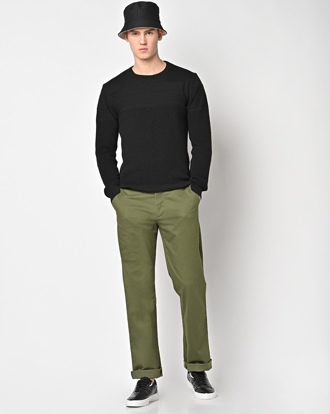 Roadster Regular Fit Men Dark Green Trousers