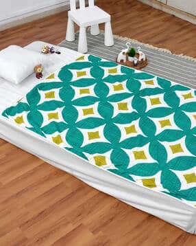 divine casa 120 GSM Geometric Print Reversible Blanket-picture-27