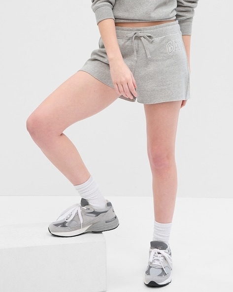 Gap on sale drawstring shorts