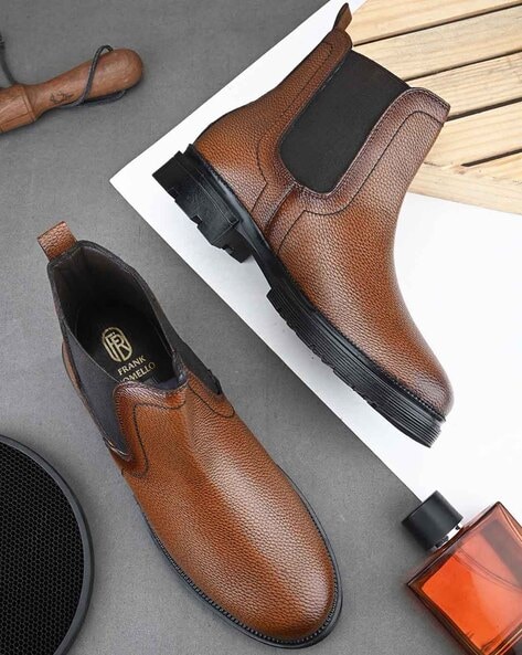 Round cheap chelsea boots