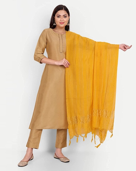Women Striped Dupatta with Contrast Border Price in India