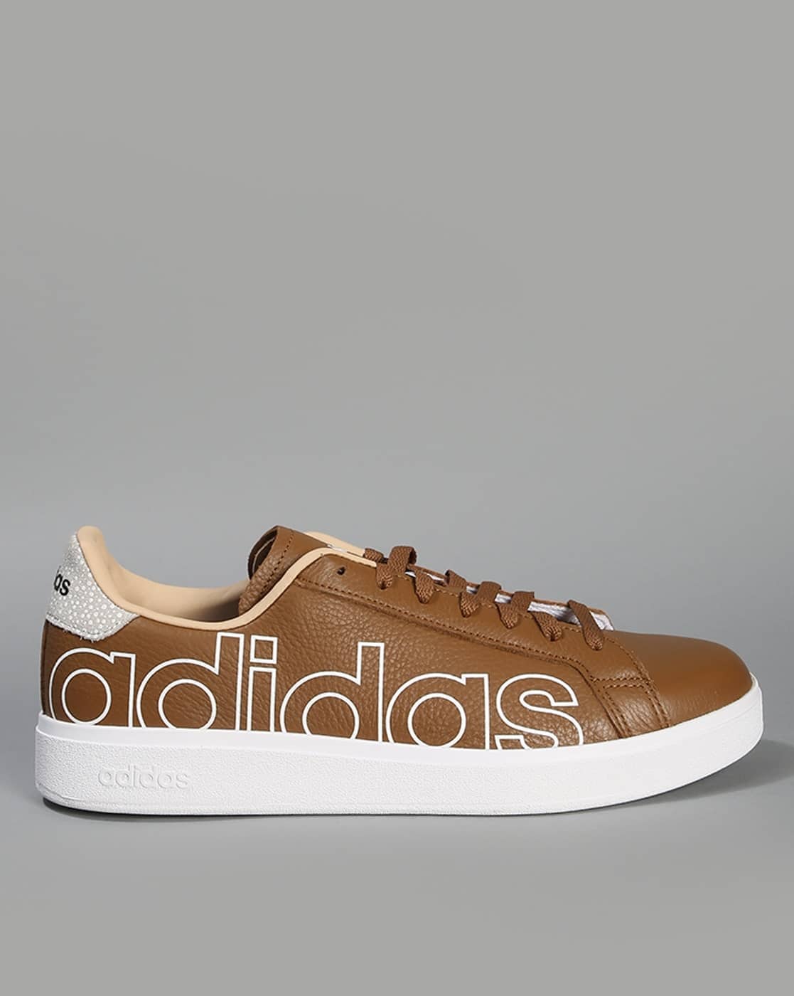 -1117Wx1400H-469567890-brown-
