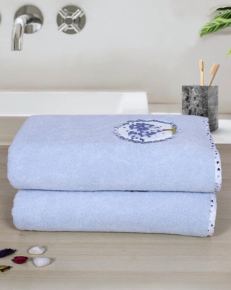 Blue print 2024 bath towels