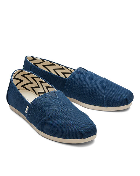 Toms classic clearance navy womens canvas