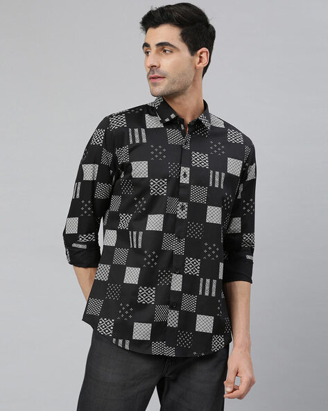 Mr Button Geometric  Print Slim Fit Shirt