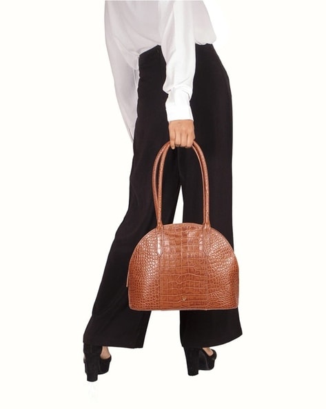 How to Wear a Crocodile Bag for Every Occasion?