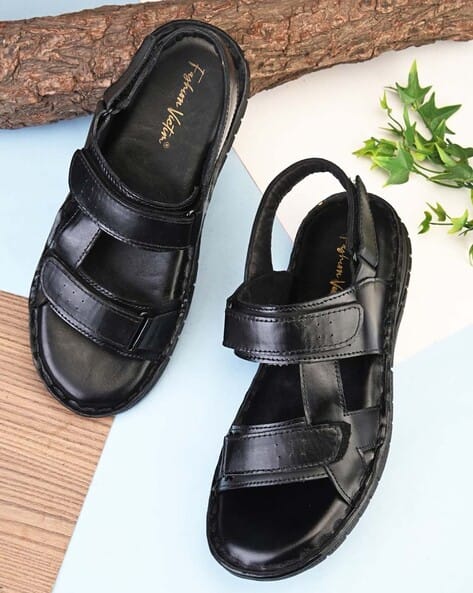 FASHION VICTIM Men Flat Heel Strappy Sandals with Velcro Fastening