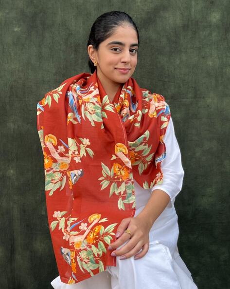 Women Floral Print Scarf with Tapering Border Price in India