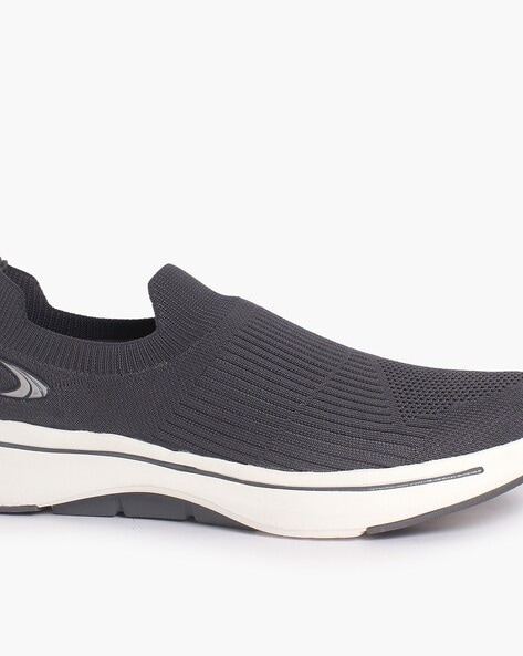 MEN'S SKECHERS GO 216118 GO WALK ARCH FIT ICONIC SNEAKERS black size 11 |  Mens skechers, Sneakers black, Skechers