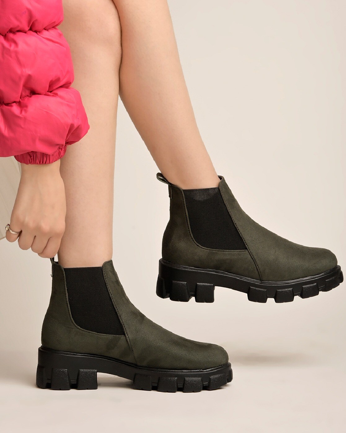 Uo cara shop leather chelsea boot