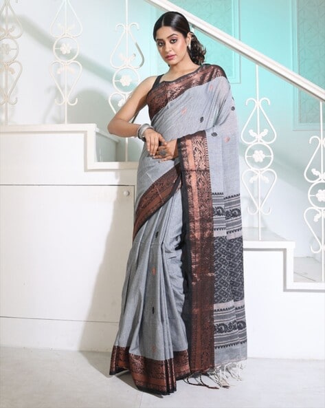 Light Grey Silk Saree | Leemboodi