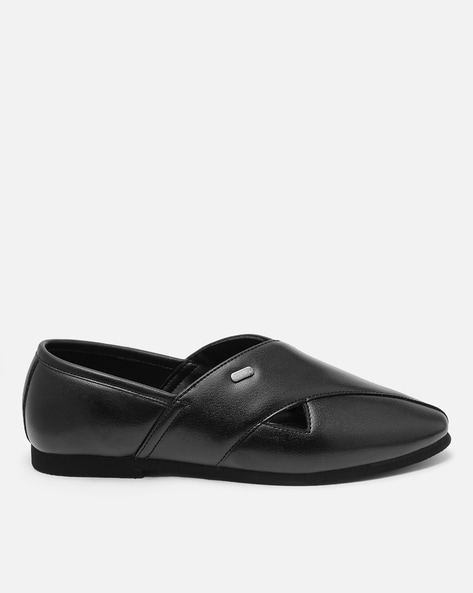 Men's Round Toe Slip-On Juttis