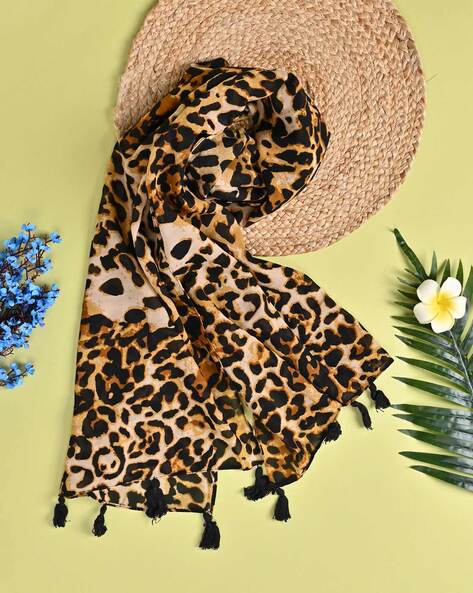 Women Leopard Print Stole with Tassels Price in India