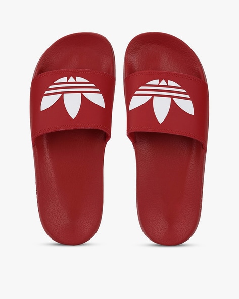 Maroon hotsell adidas slides