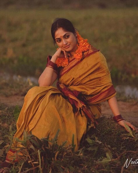 Indian Traditional Beautiful young girl in saree posing outdoors 5051364  Stock Photo at Vecteezy