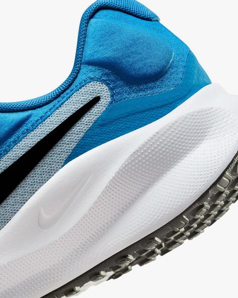 Nike blue and white 2025 running shoes