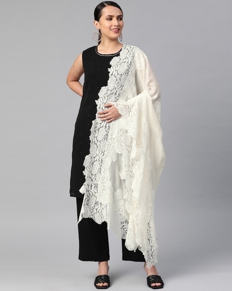 Women Lace Shawl Price in India