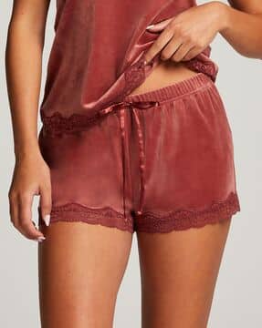 -288Wx360H-410409646-abtr-