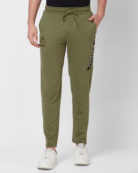 Price History of Giordano Men's Slim Fit Jogger Pants from Ajio