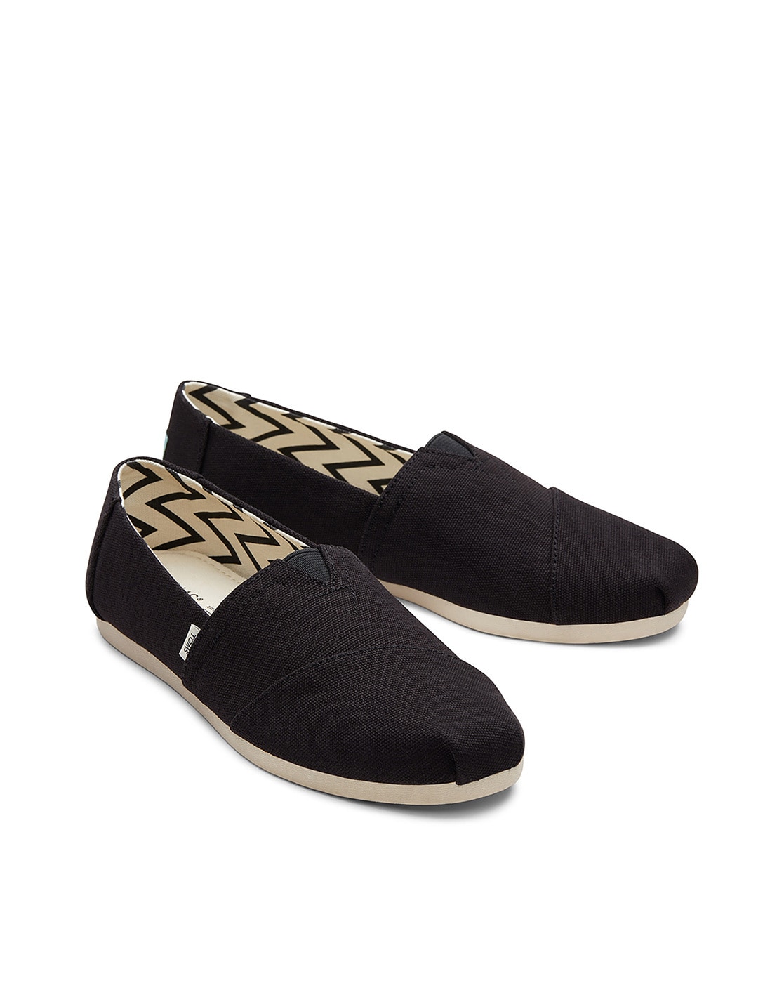 Toms classic black hot sale canvas shoes