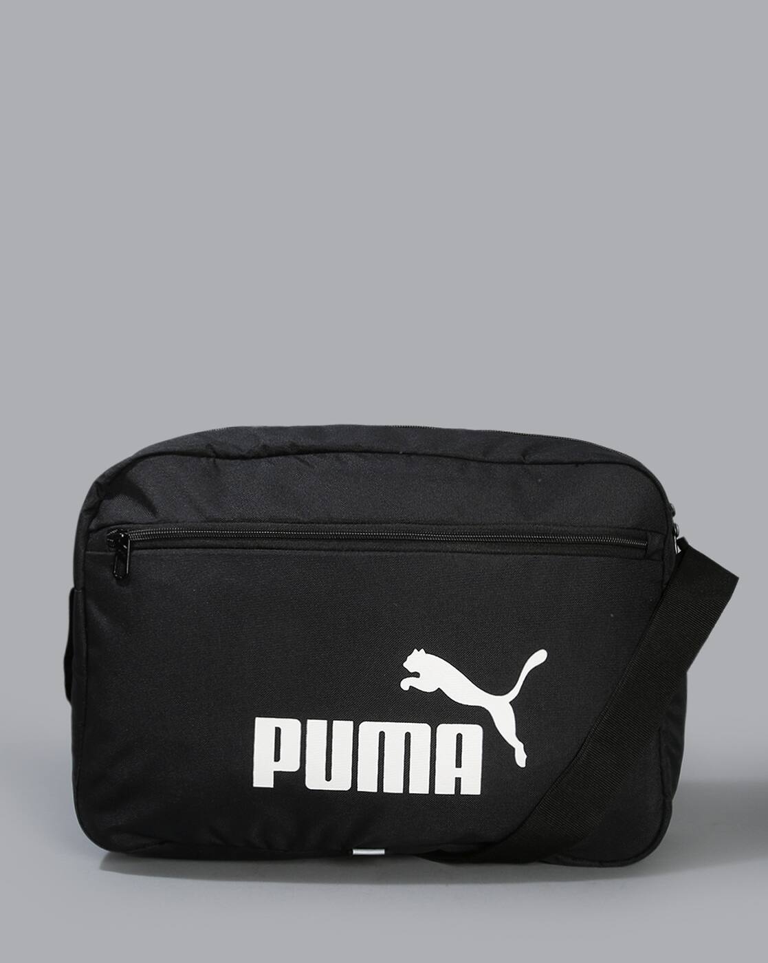 -1117Wx1400H-469591175-black-