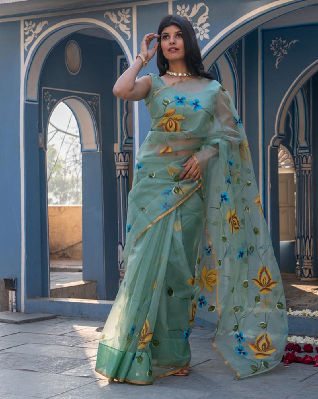 Buy Grey Sarees for Women by FOUR SEASONS Online | Ajio.com