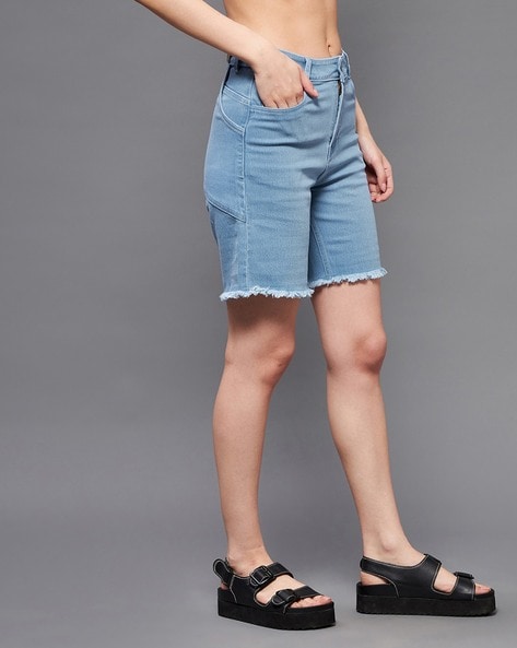 Women Denim Shorts with Insert Pockets